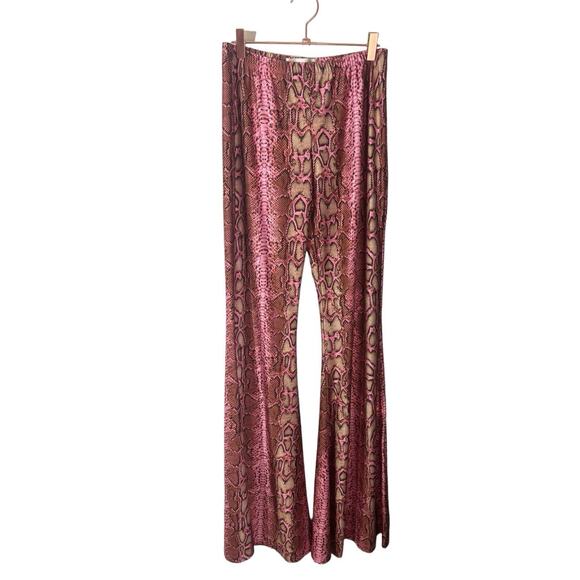 Girl On A Vine Pink Snakeskin Disco Bell Bottoms Club Wear Designer L - Picture 1 of 5